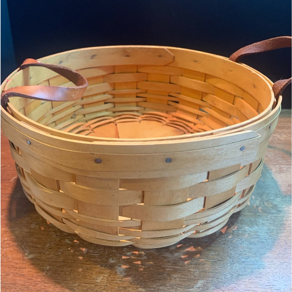 Round Longaberger Basket leather handles